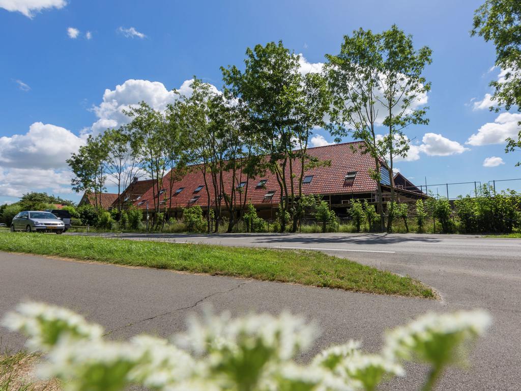 Holiday Home With Hot Tub And Sauna Oostkapelle Exterior photo